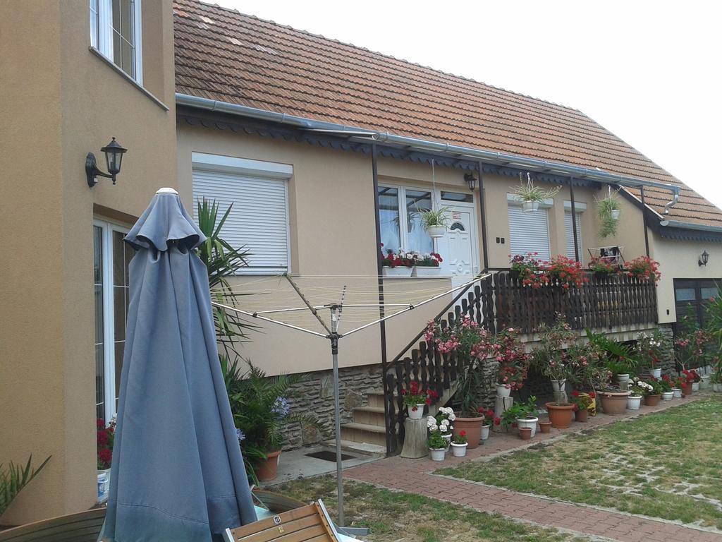 Hotel Marika Haus Bük Exteriér fotografie